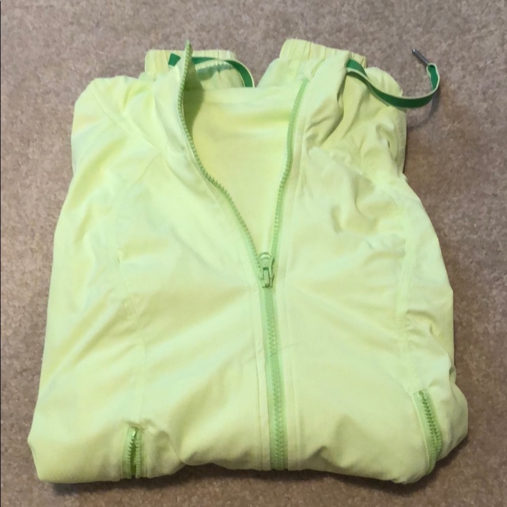 Lululemon jacket - Picture 2 of 4